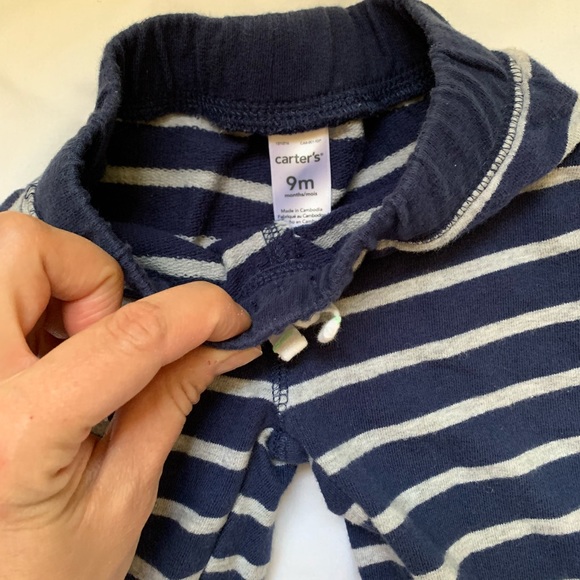 Carter’s 9 month sweatpants bundle - grey and navy/grey - Picture 7 of 7